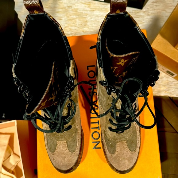 COPY - Louis Vuitton combat boots - Picture 2 of 3